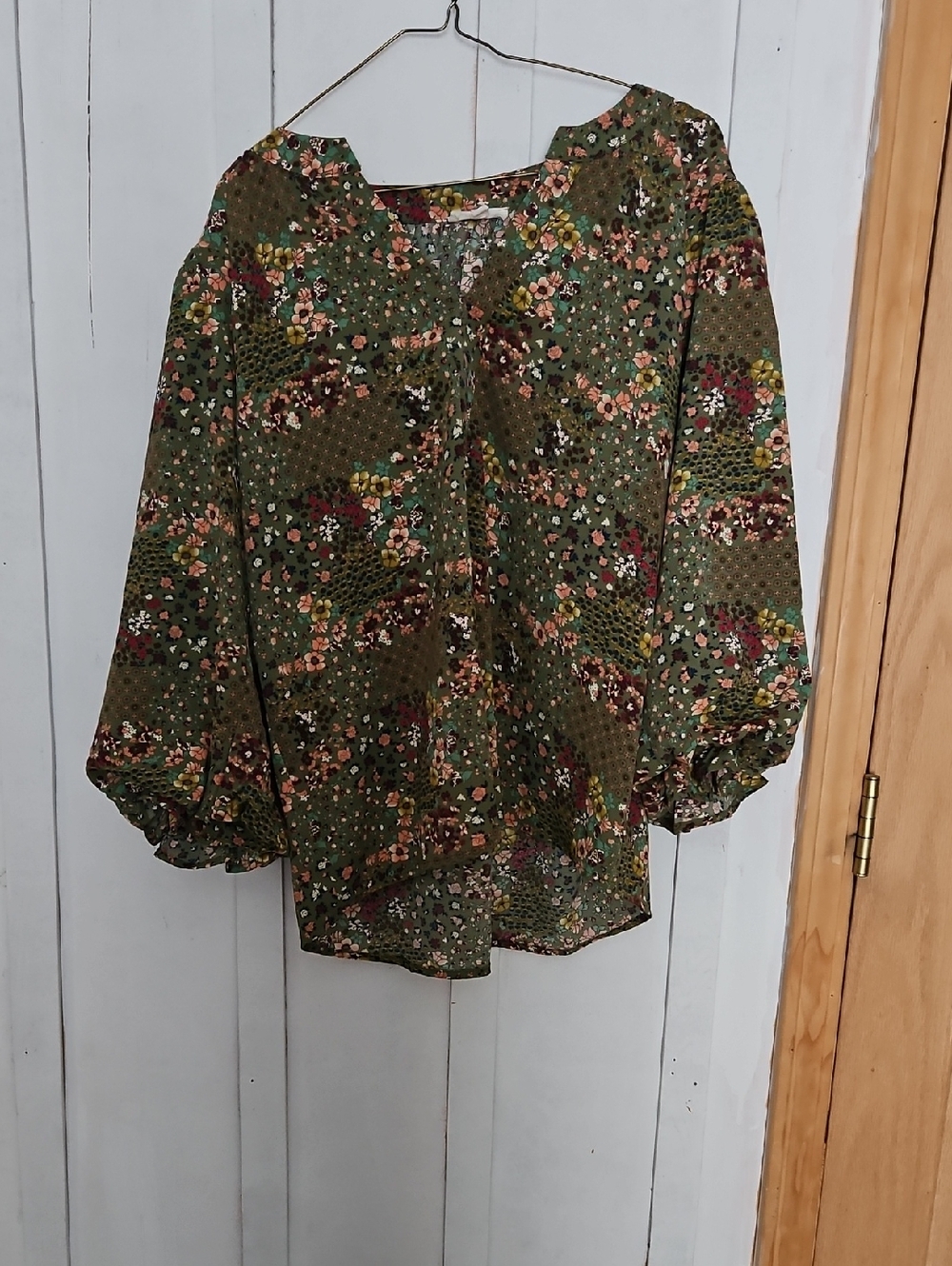 entro Olive Floral Patchwork Peasant Blouse